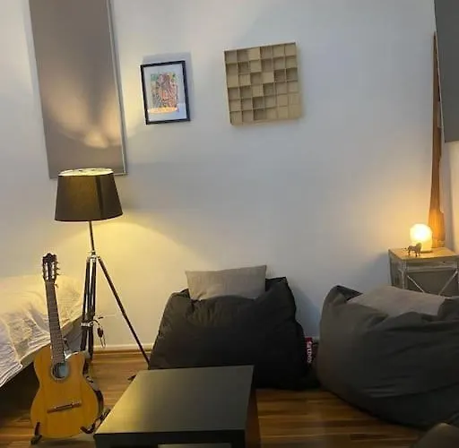 Central And Cozy 33q Apartman